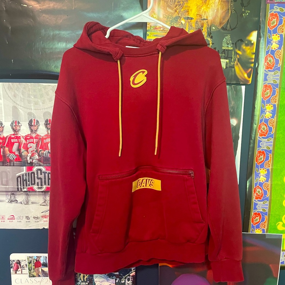 (M) Modern Cleveland Cavs Nike Hoodie